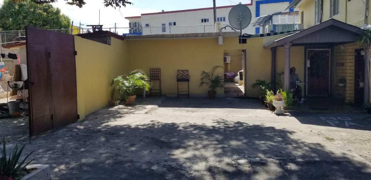 Kingston Hideaway Apartamento Exterior foto